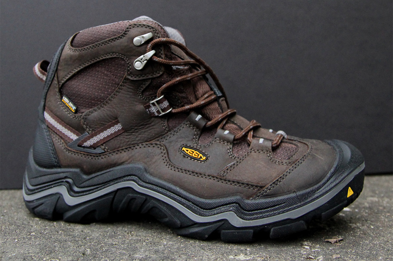 Built In USA â€™ â€” KEEN Durand Mid WP â€” Click for full review