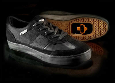 Stealth sneaker: DZR Shoe with clip-in cleat in the sole