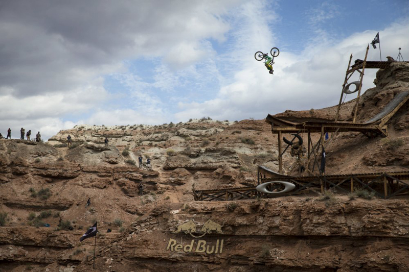 kelly mcgarry red bull rampage