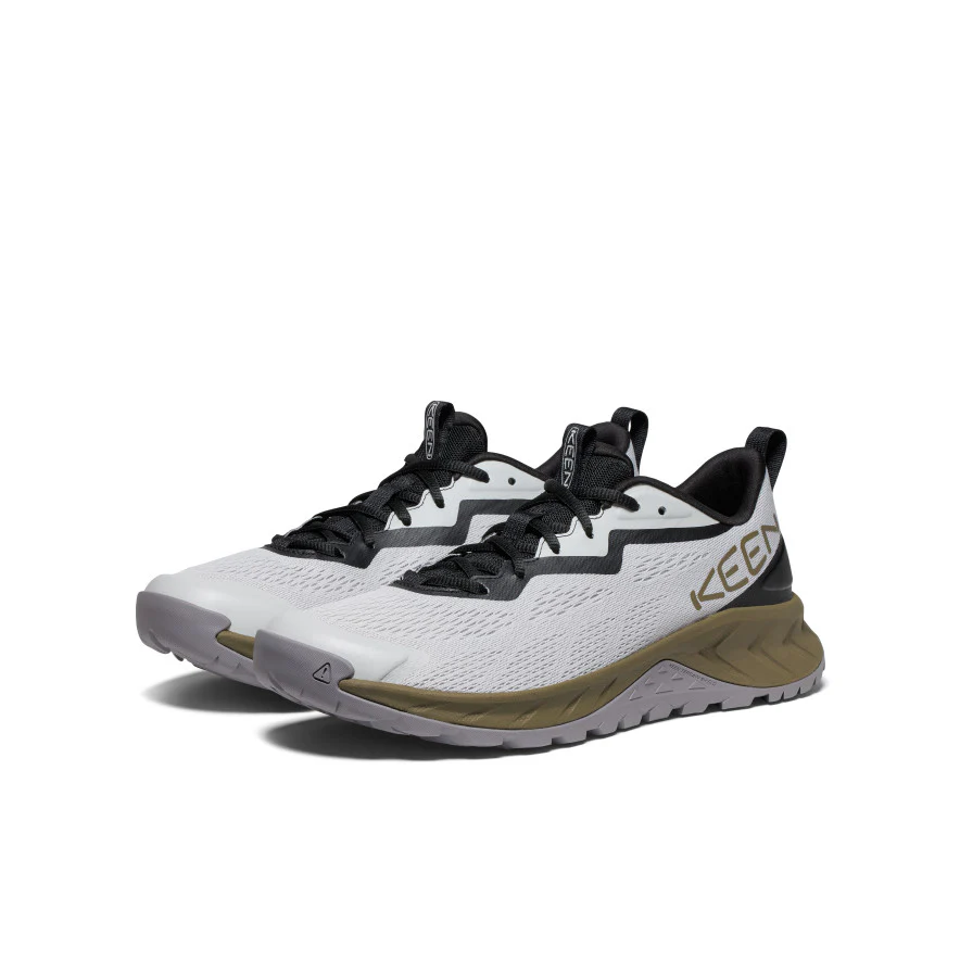 Pair of men's Keen Versacore Speed Shoes