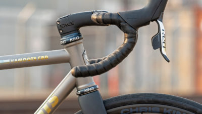 Chris King Brings Fully Internal Cable Integration to Classic Headset